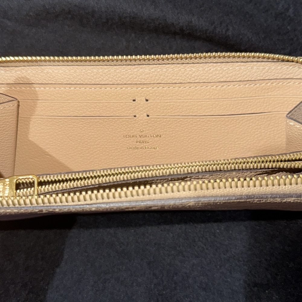 Women’s or Men’s Brand New Louis Vuitton Empriente Zippy Wallet! All inclusive - Picture 11 of 17